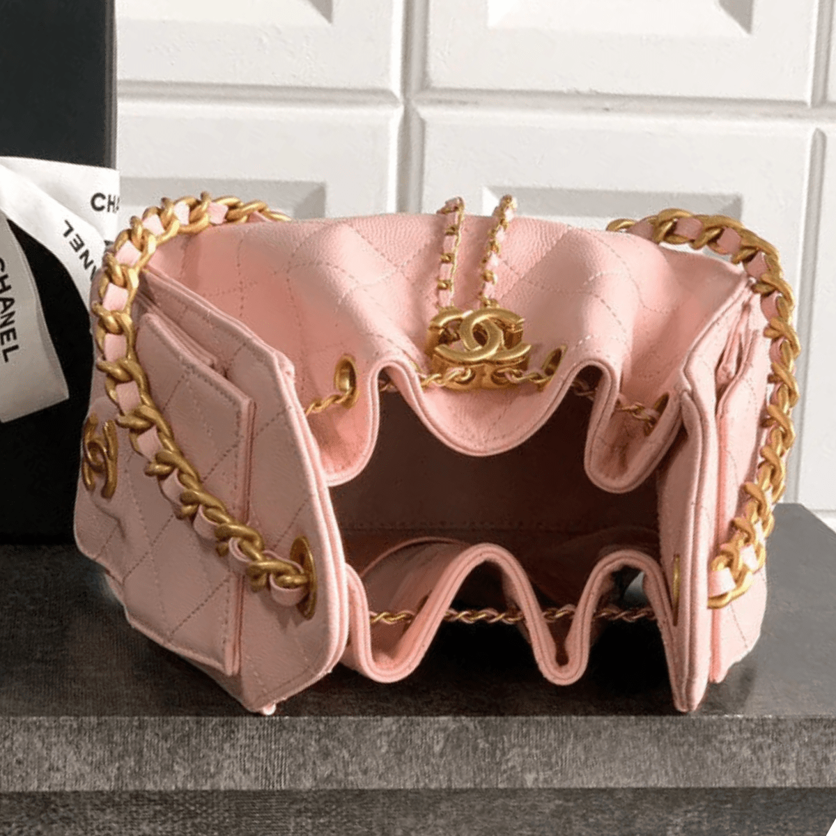 Chanel Classic Flap Bag – Größe 25 (Medium)