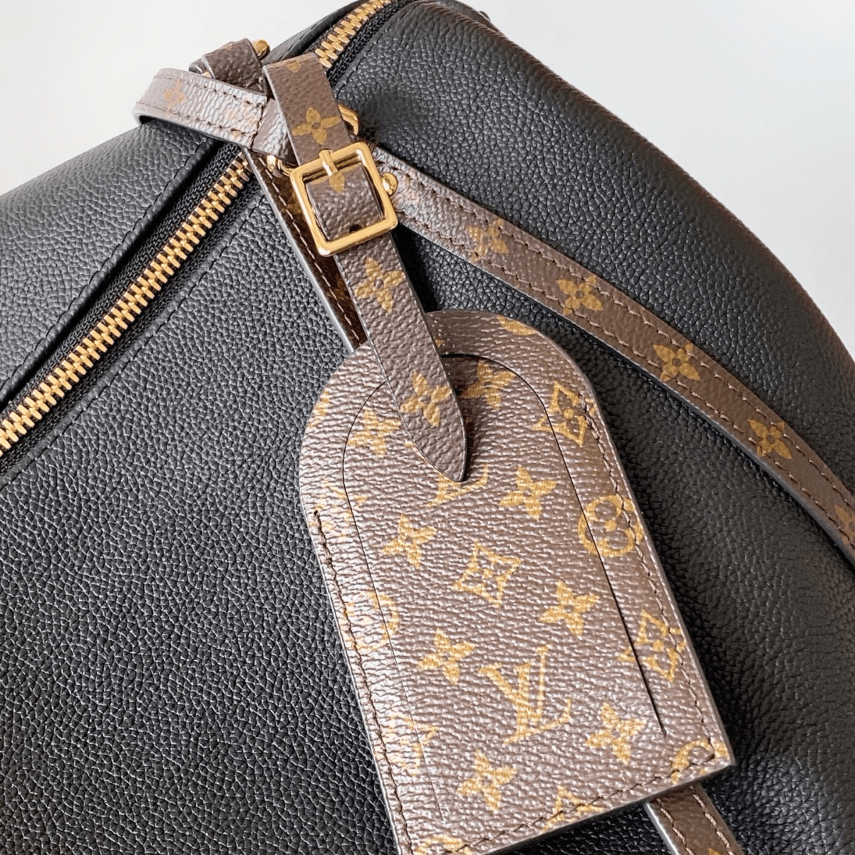 Louis Vuitton – Express PM Tasche