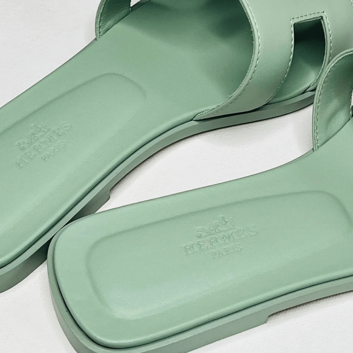 Hermès Oran Sandalen Vert d’Eau